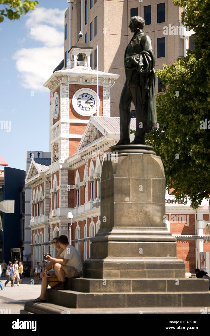 John Robert Godley Statue and Old Post Office, Cathedral Square