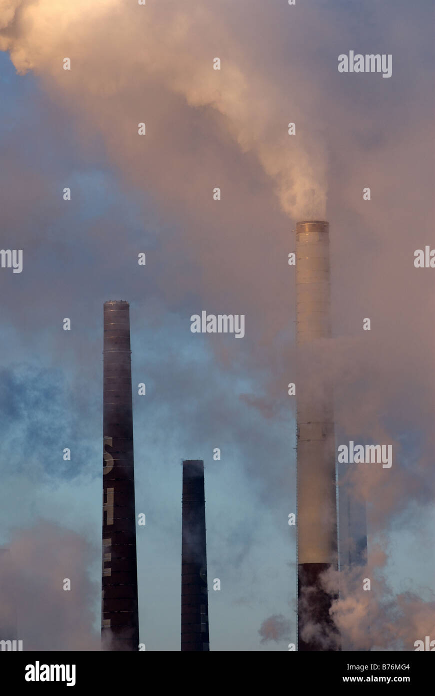 Shell oil refinery, Godorf, Cologne, North RhineWestphalia, Germany