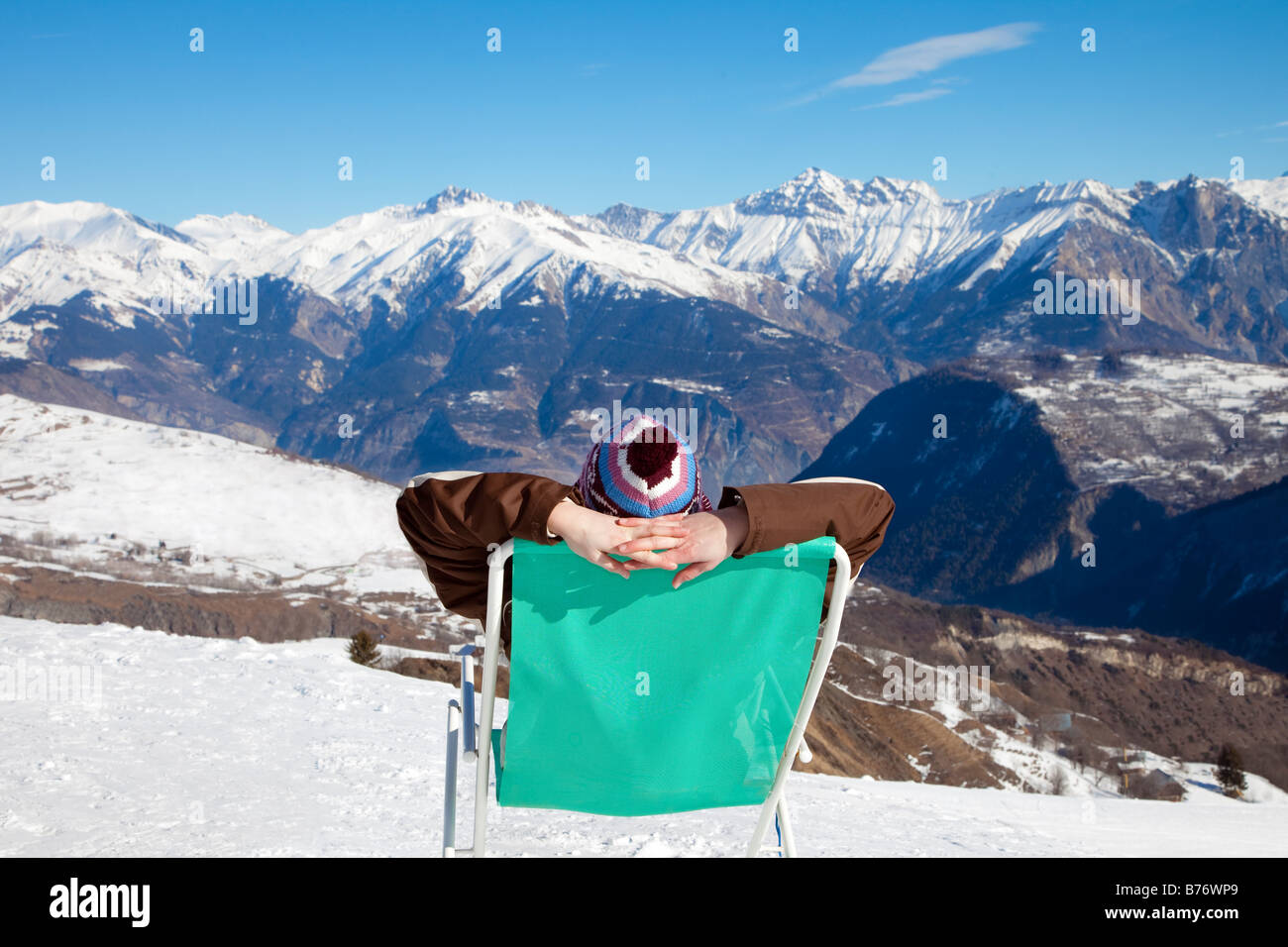Female Rear View Hands On Head High Resolution Stock Photography and ...