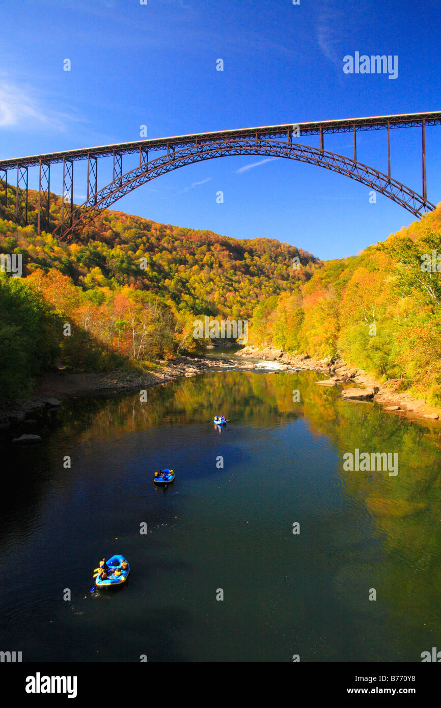 Rafters and New River Gorge Bridge, New River Gorge National River ...