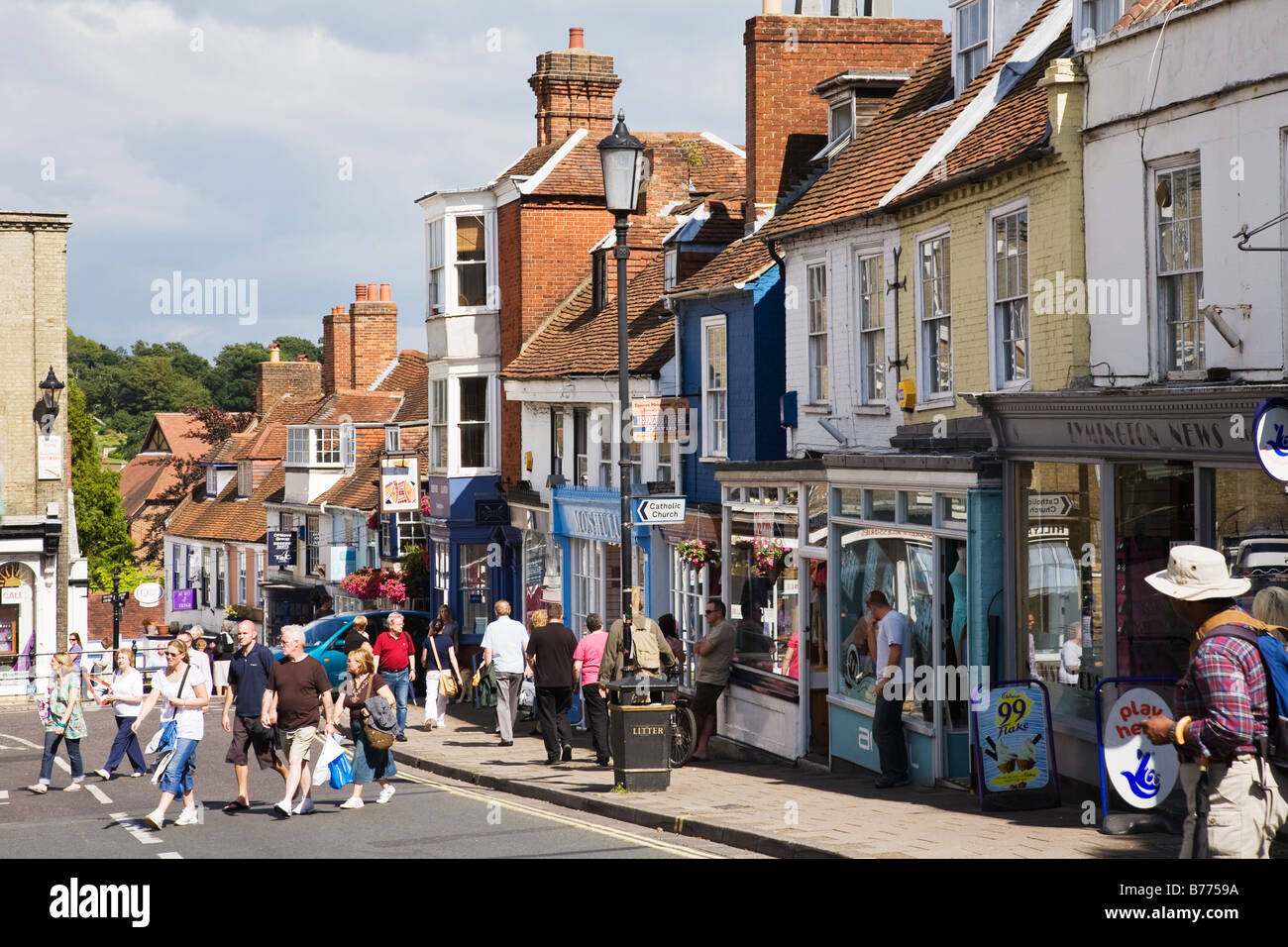 The busy Lymington High Street on a bright afternoon Stock Photo Alamy