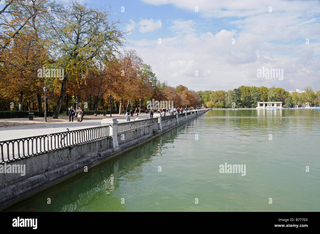 Lakeside promenade, lake, Retiro, park, Madrid, Spain, Europe Stock Photo