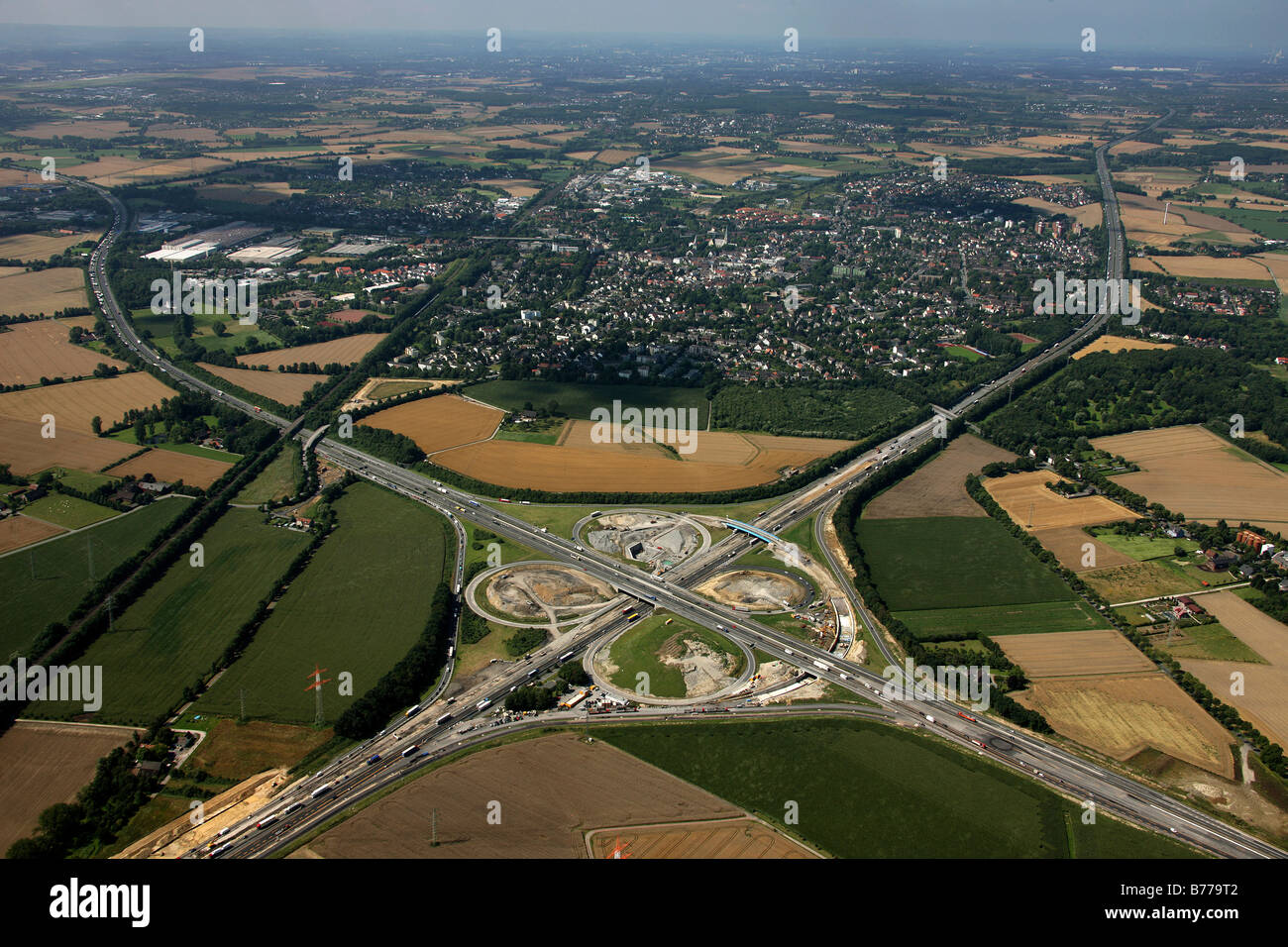 Aerial view, town of Kamen at top, Kamener Kreuz, motorway junction, A1 and A2 motorways, structural alteration works, Kamen, R Stock Photo