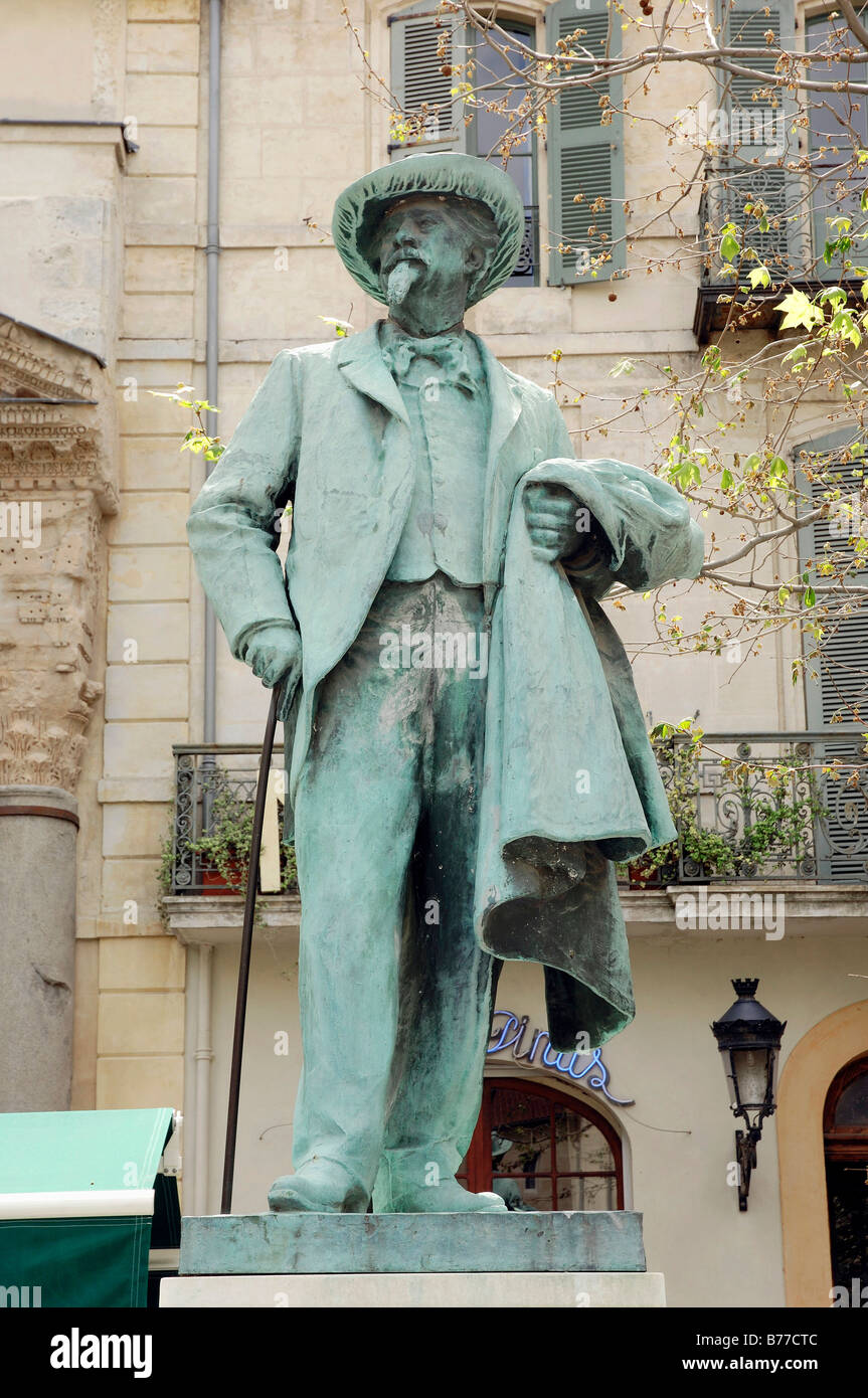 Statue of Frederic Mistral, Place du Forum, Arles, Bouches-du-Rhone, Provence-Alpes-Cote d'Azur, Southern France, France, Europe Stock Photo