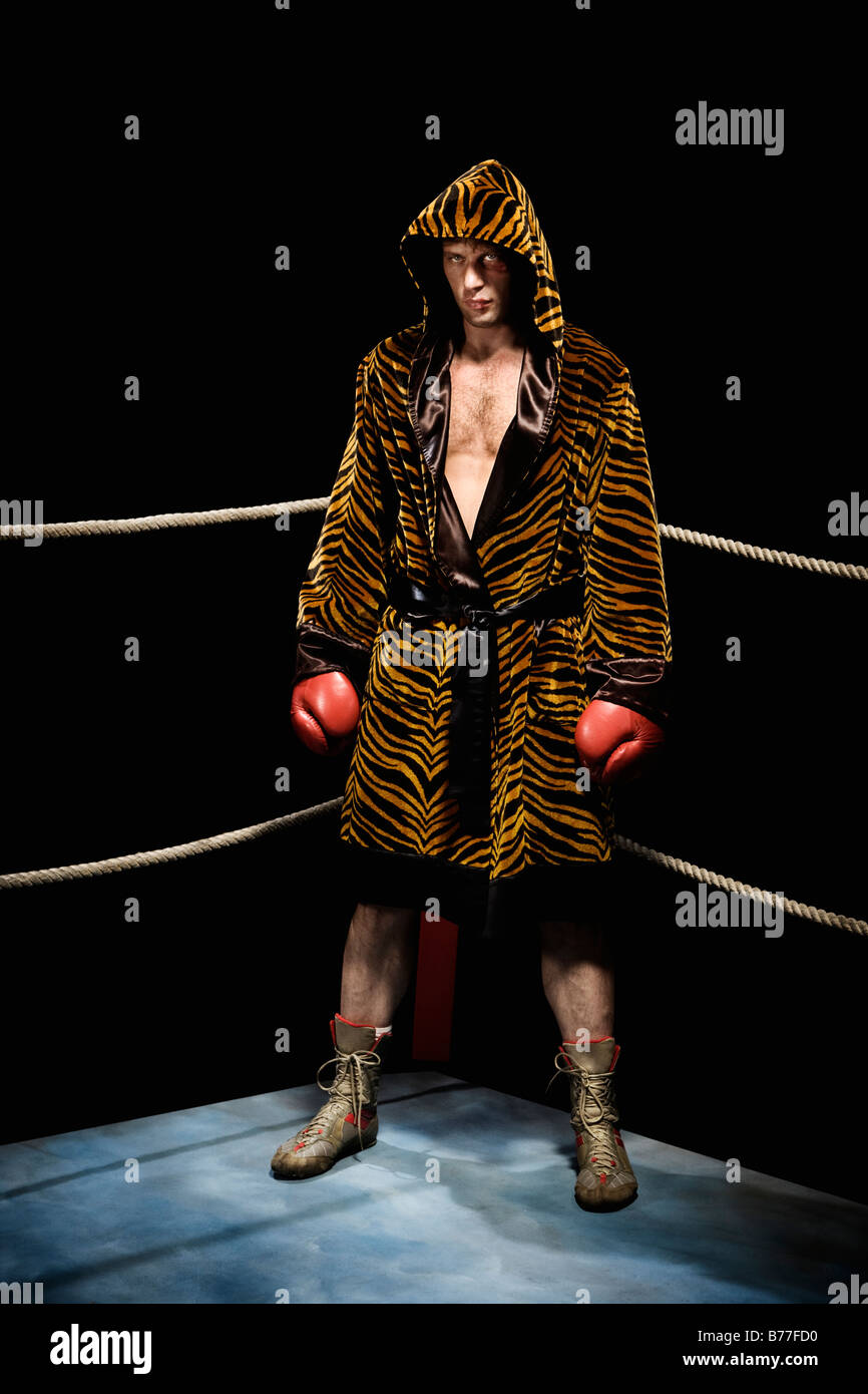 Boxer robe posing boxing ring Stock Photo - Alamy