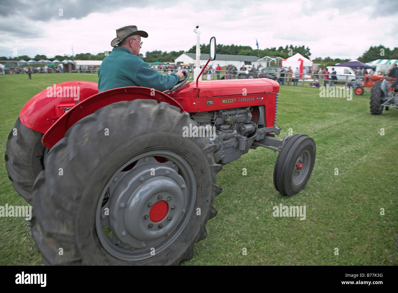 Massey ferguson tractor tractors hires stock photography and images Alamy