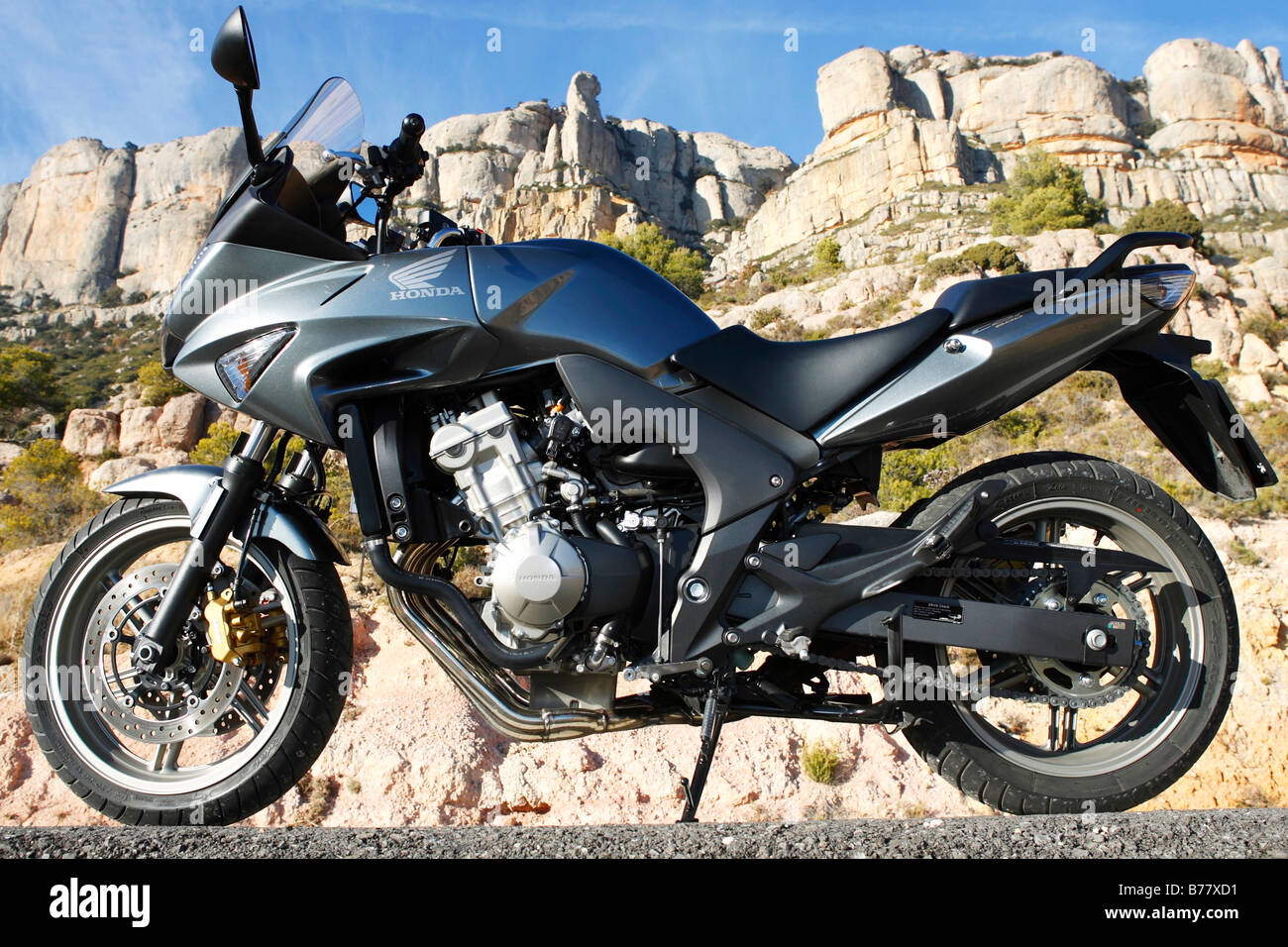 Motorbike, Honda CBF 600 Stock Photo - Alamy