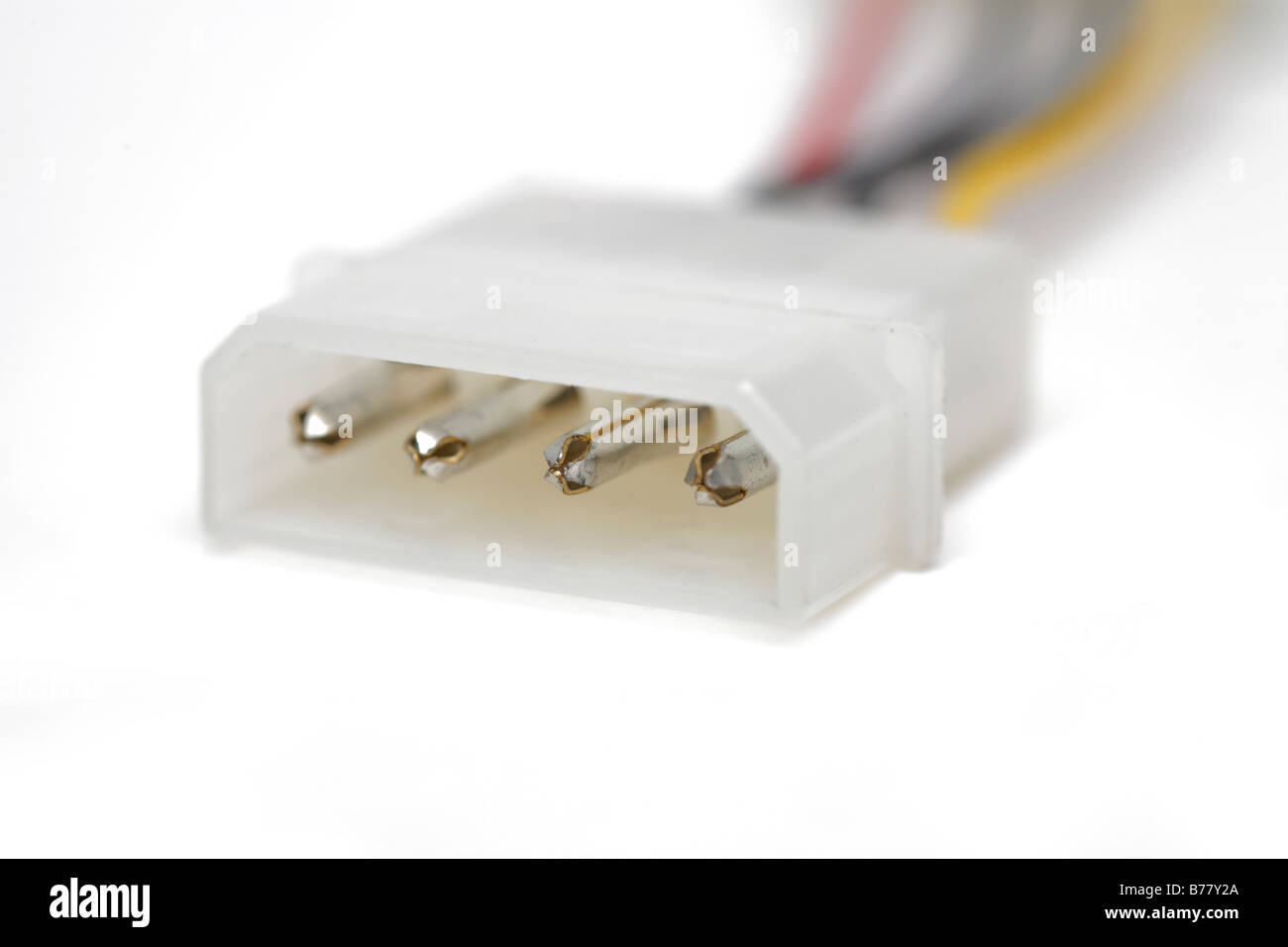 Molex 4pin male power connector cable, Computer equipment, Studio shot