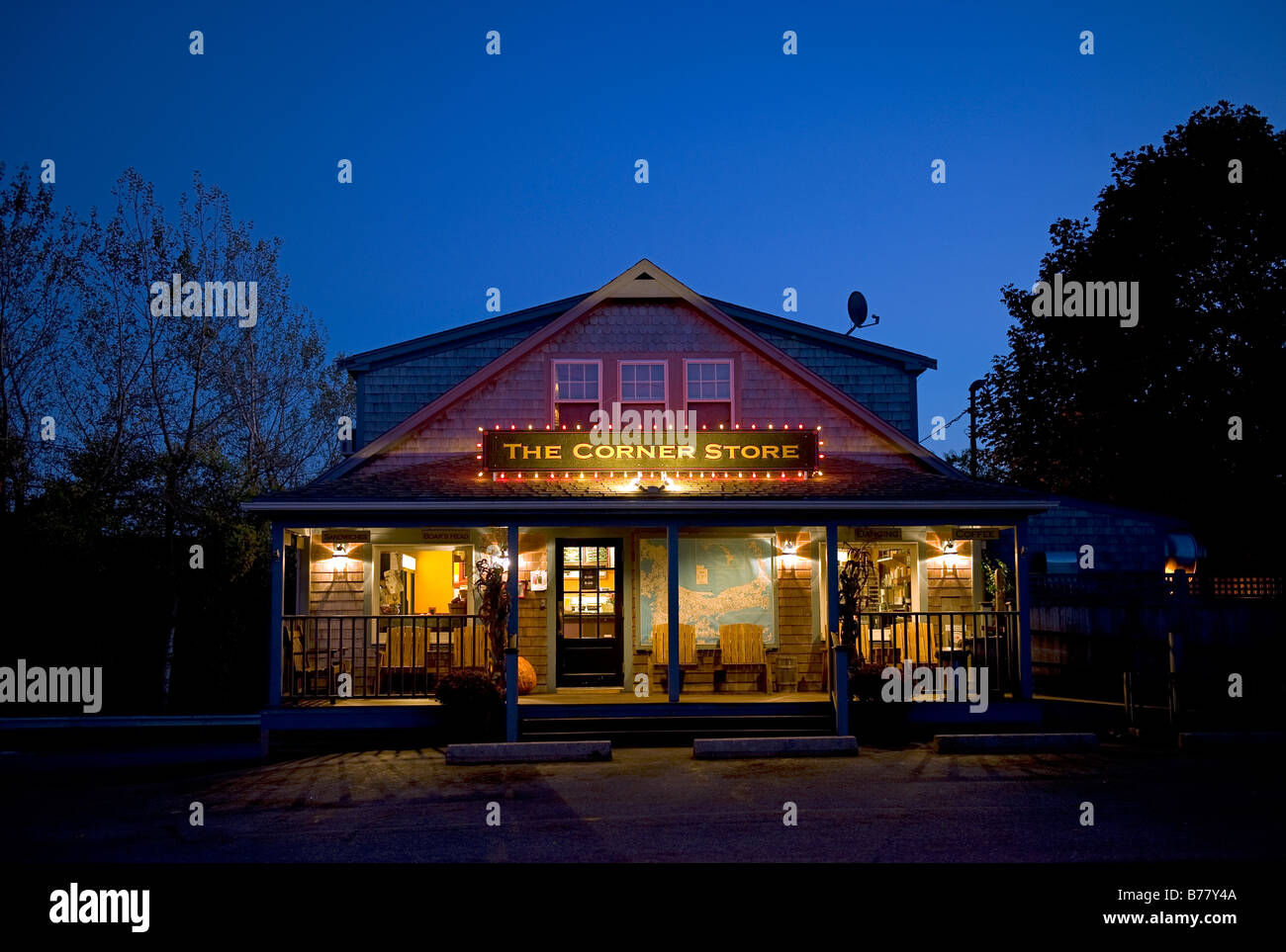 The Corner Store Old, Queen Anne Rd, Chatham, Massachusetts, USA Stock