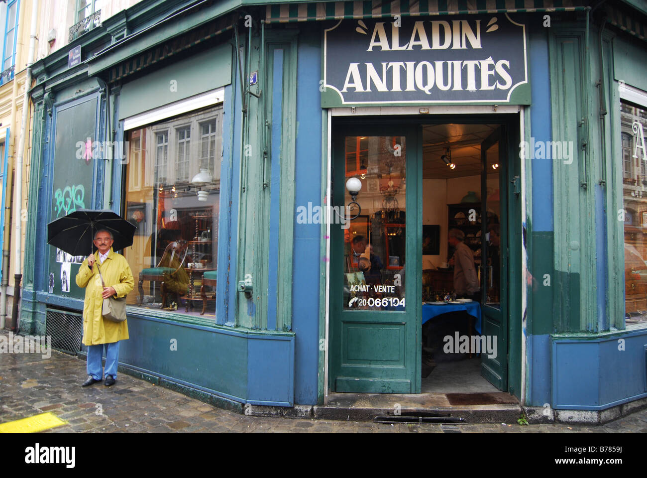 antique shop in Rue Bartholom?? Masurel in Lille France Stock Photo Alamy