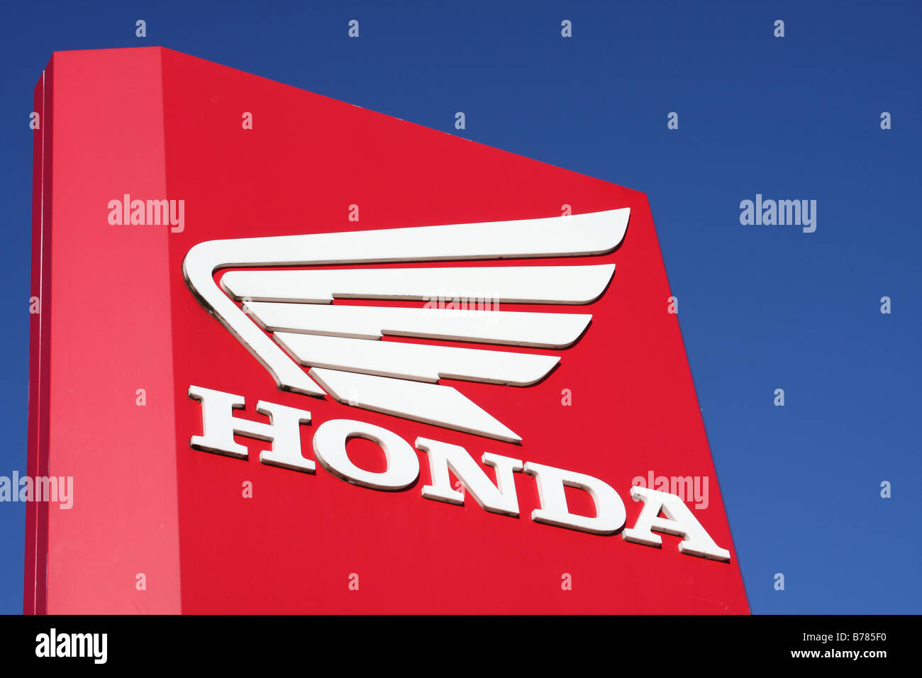 Honda dealership uk High Resolution Stock Photography and Images Alamy