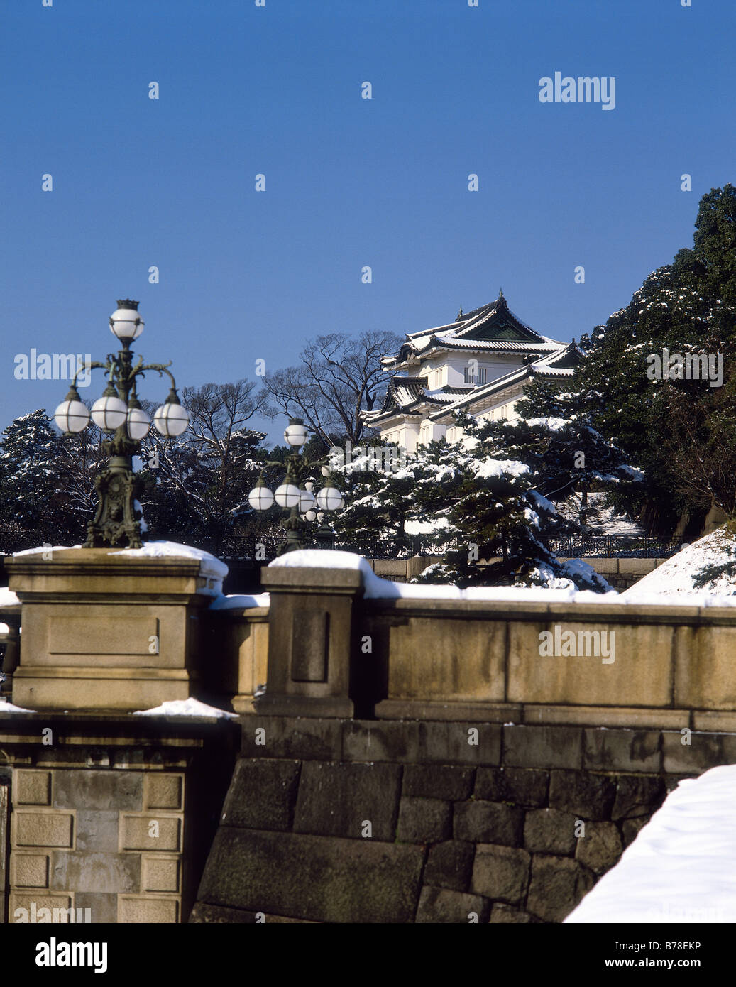 Japan tokyo imperial palace hi-res stock photography and images - Alamy
