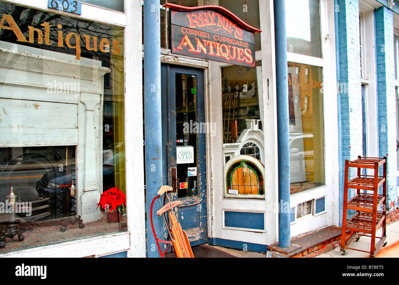 Antique store Elm Street Greensboro North Carolina Stock Photo Alamy