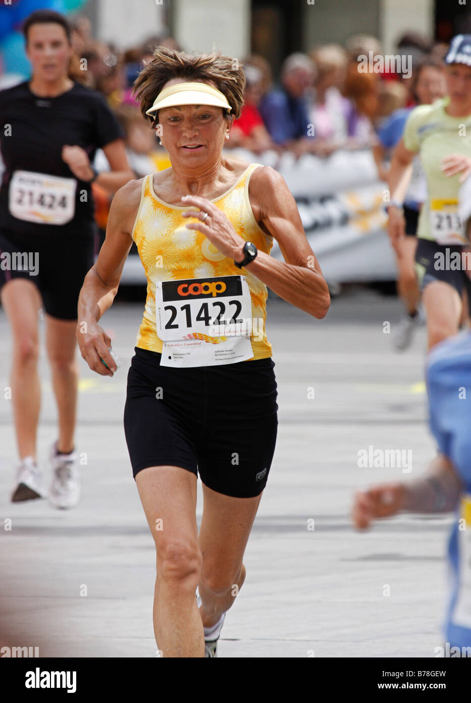 Founder and former president of the Swiss Women's Run, Verena Weibel crossing the finish line, 1 June 2008, Berne, Switzerland, Stock Photo