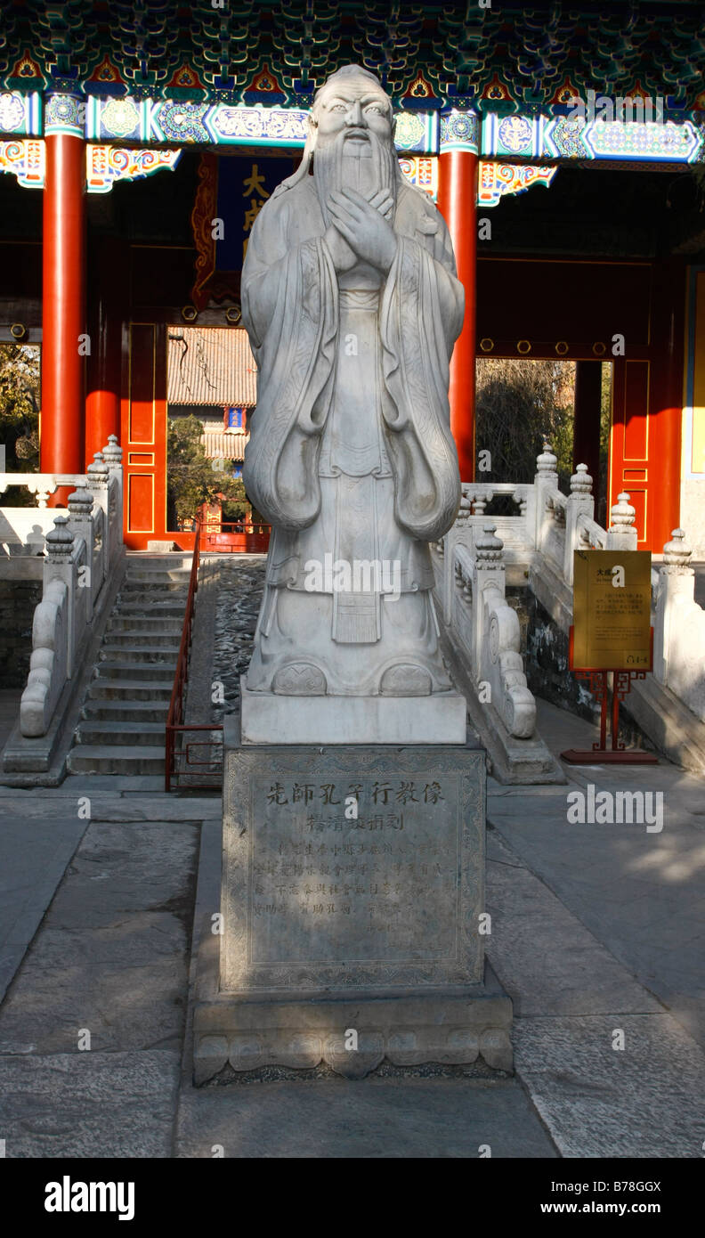 Confucius Statue, Beijing Temple of Confucius, Peking, China, Asia Stock Photo