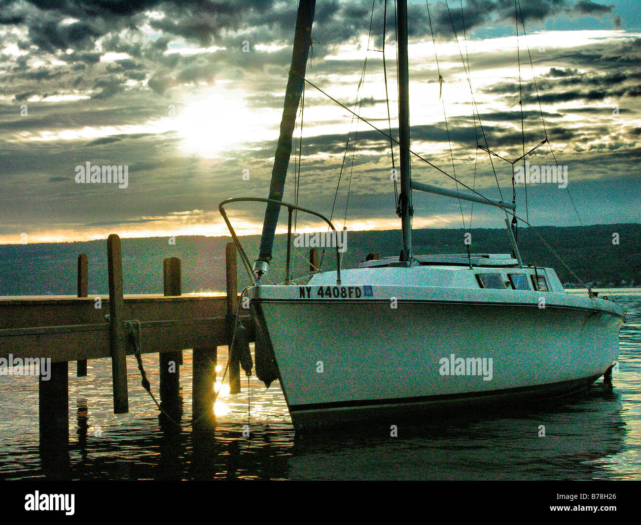 Keuka lake boat hires stock photography and images Alamy