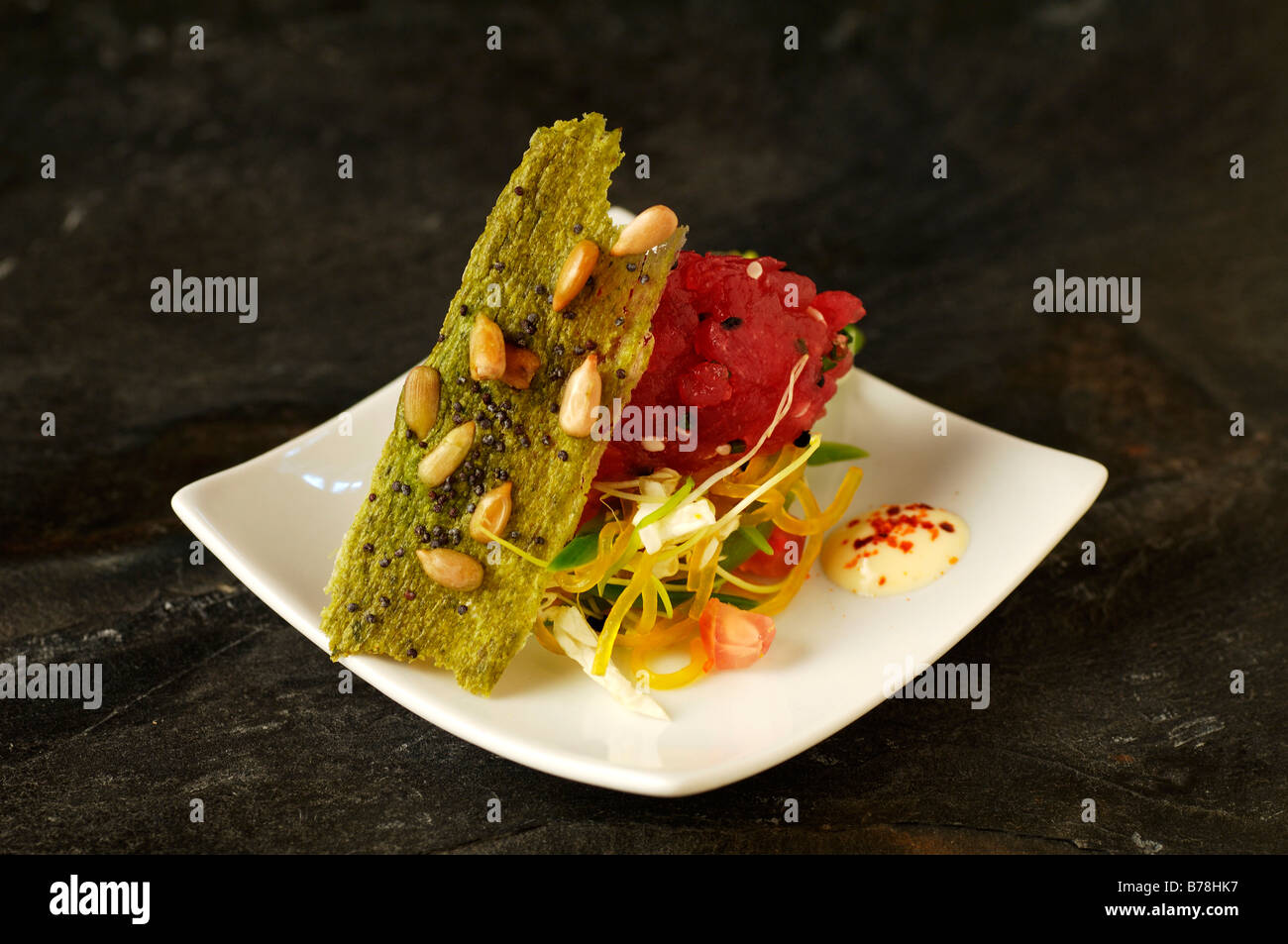 Apéros, glass noodle salad with tuna tartare, Haute Cuisine, Labaroche