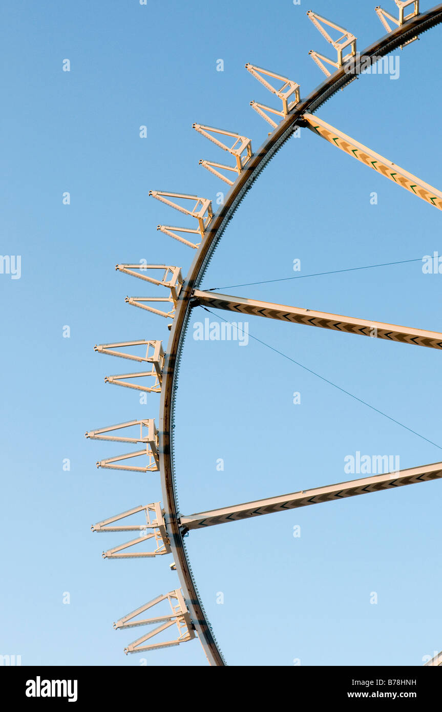 Germany, Hamburg, building the ferris wheel, close-up Stock Photo - Alamy