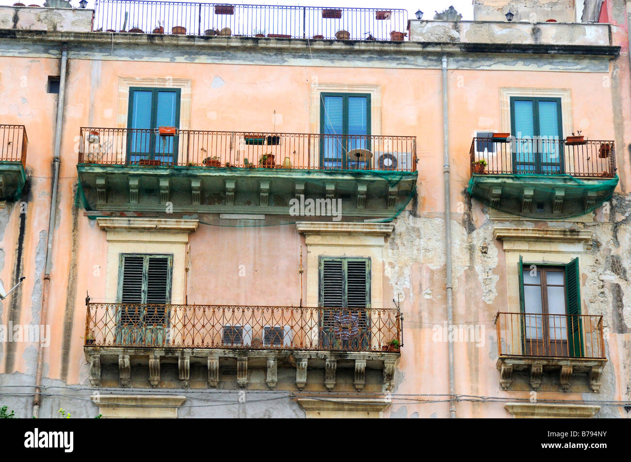 Houses on waterfront in Siracusa or Syracus in Sicily Italy Stock Photo
