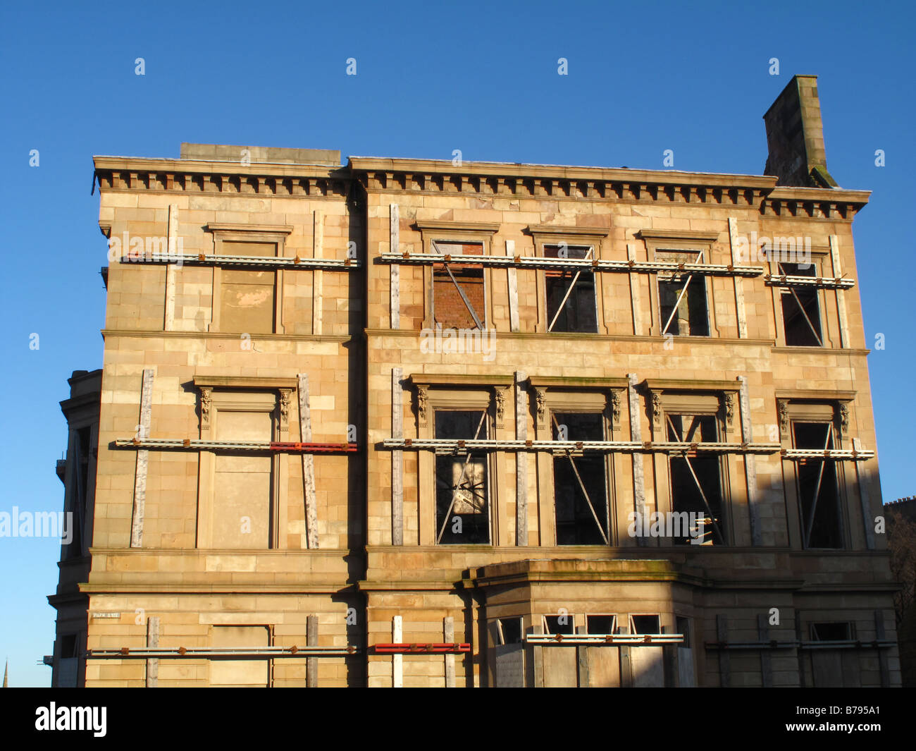 Retained facade hires stock photography and images Alamy