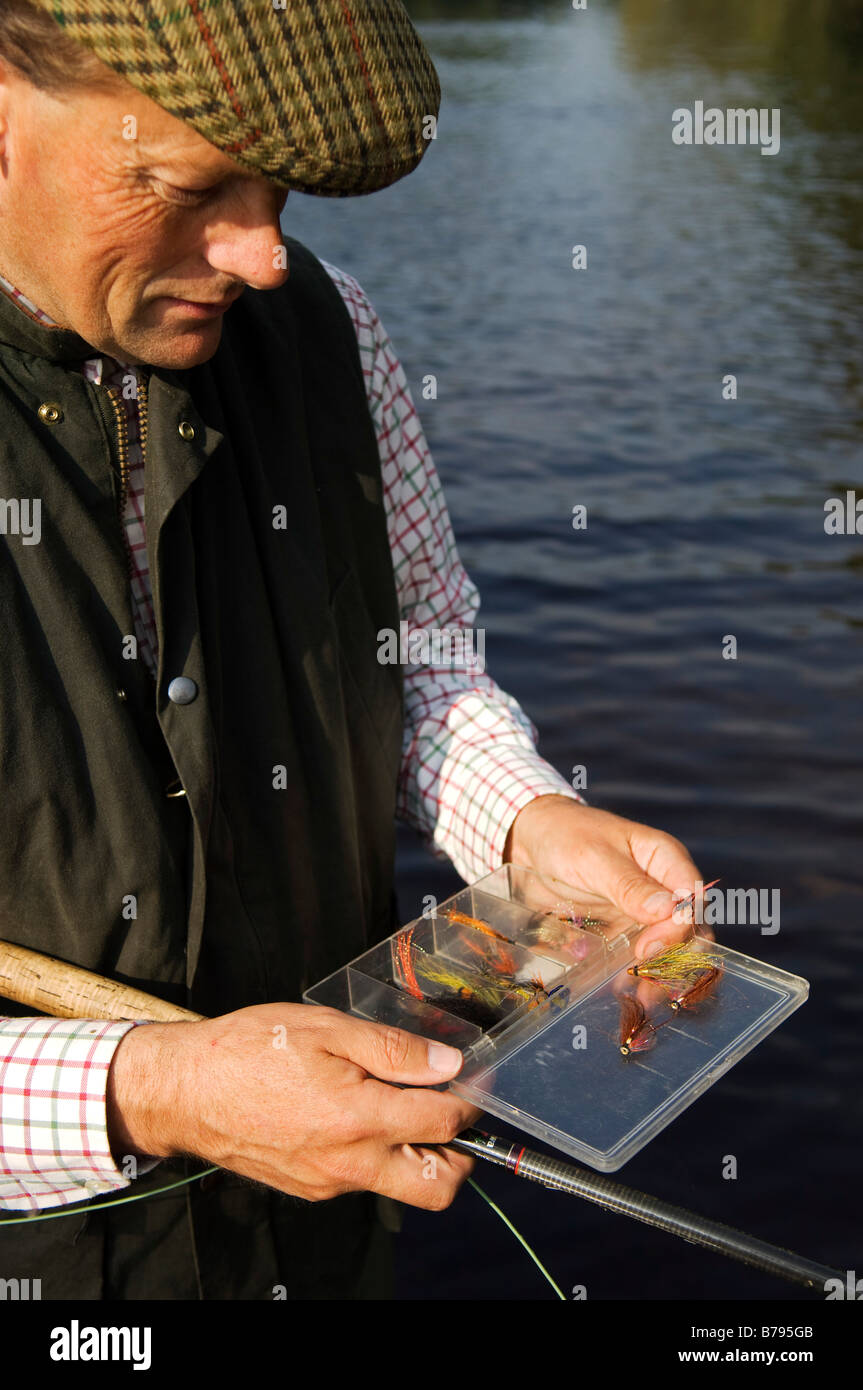Salmon fishing on river tweed hires stock photography and images Alamy