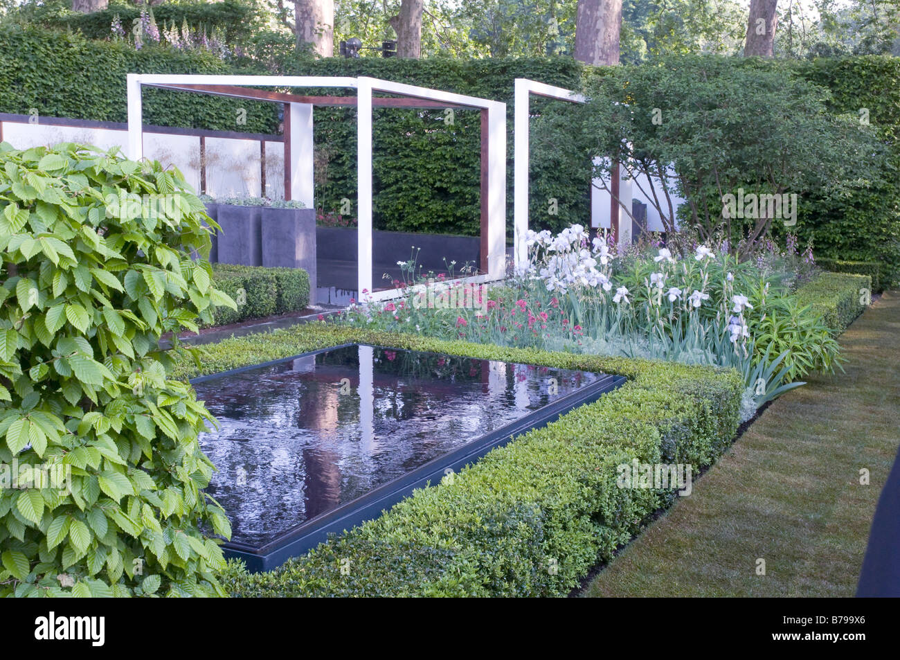 Savills plc hires stock photography and images Alamy