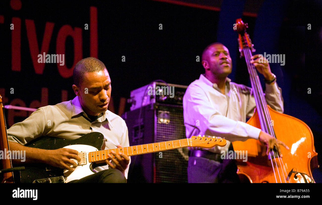 MARVIN SEWELL on guitar and REGINALD VEAL on base play backup for CASSANDRA WILSON at the 51st MONTEREY JAZZ FESTIVAL CALIFORNIA Stock Photo