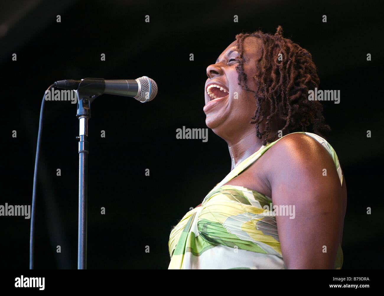 Ledisi hires stock photography and images Alamy
