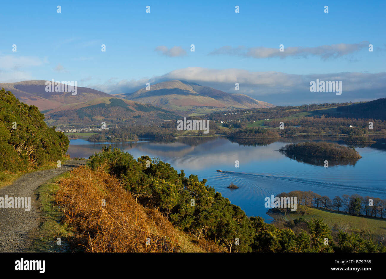 Derwent Water and Skiddaw from Cat Bells Terrace, Lake District ...