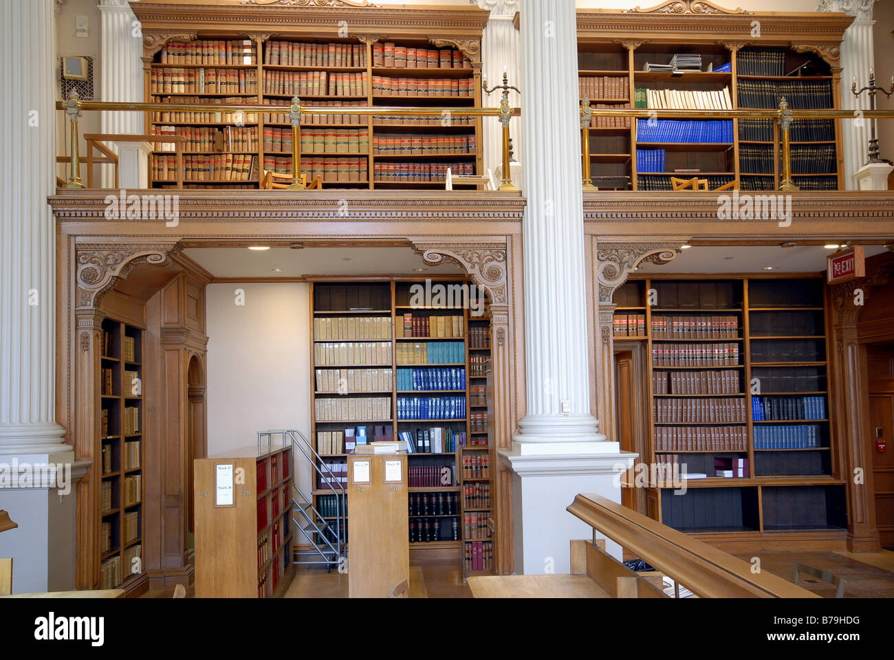 Bookshelves of law books Stock Photo - Alamy