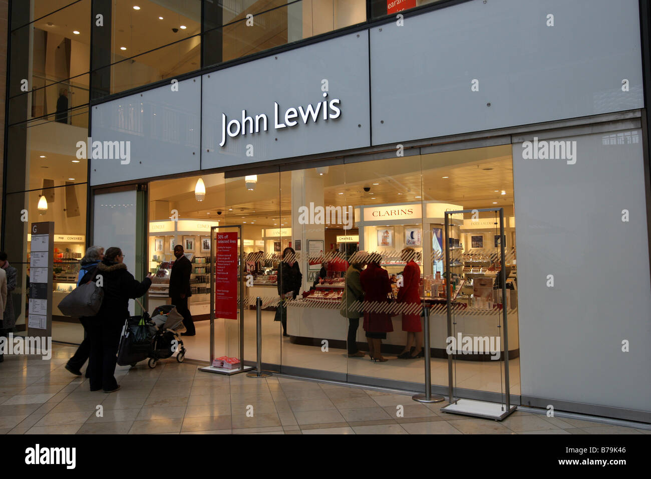 JOHN LEWIS DEPARTMENT STORE IN CAMBRIDGE Stock Photo Alamy