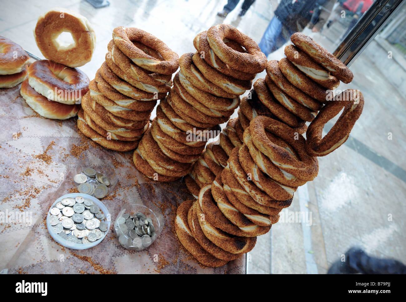 The traditional Turkish bread, Simit, for sale on the streets of Sultanahmet, Istanbul, Turkey. Stock Photo