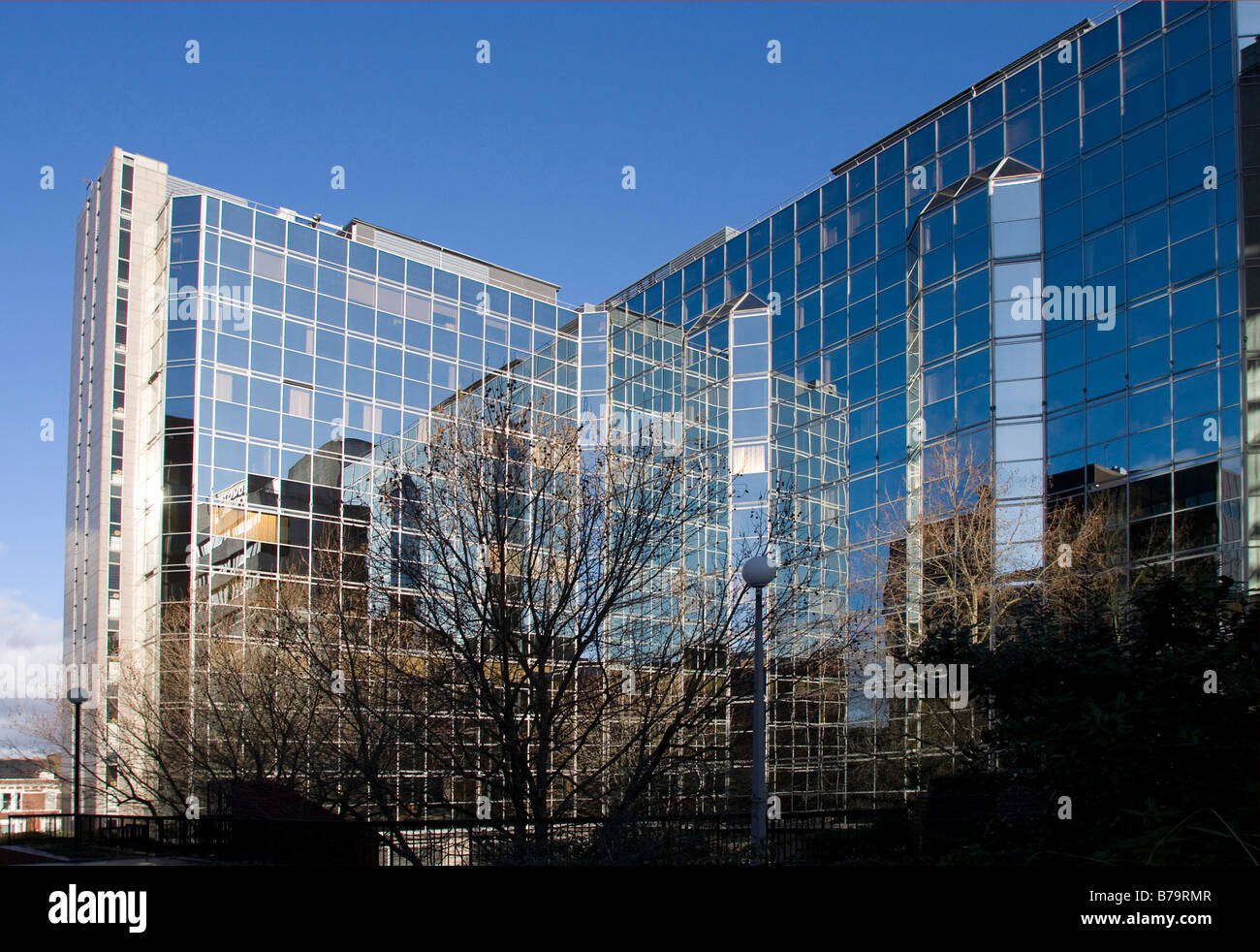 london blue sky sunset glass reflection modern buildings contemporary shapes horizontal 99540 london - Glass Reflection london blue sky sunset glass reflection modern buildings contemporary shapes horizontal 99540 london - Glass Reflection