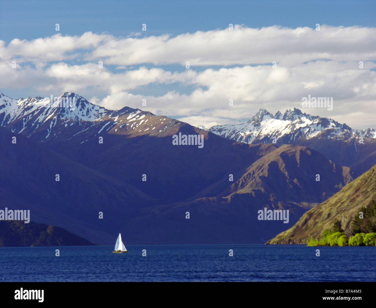 Lake Wanaka New Zealand South Island Stock Photo - Alamy