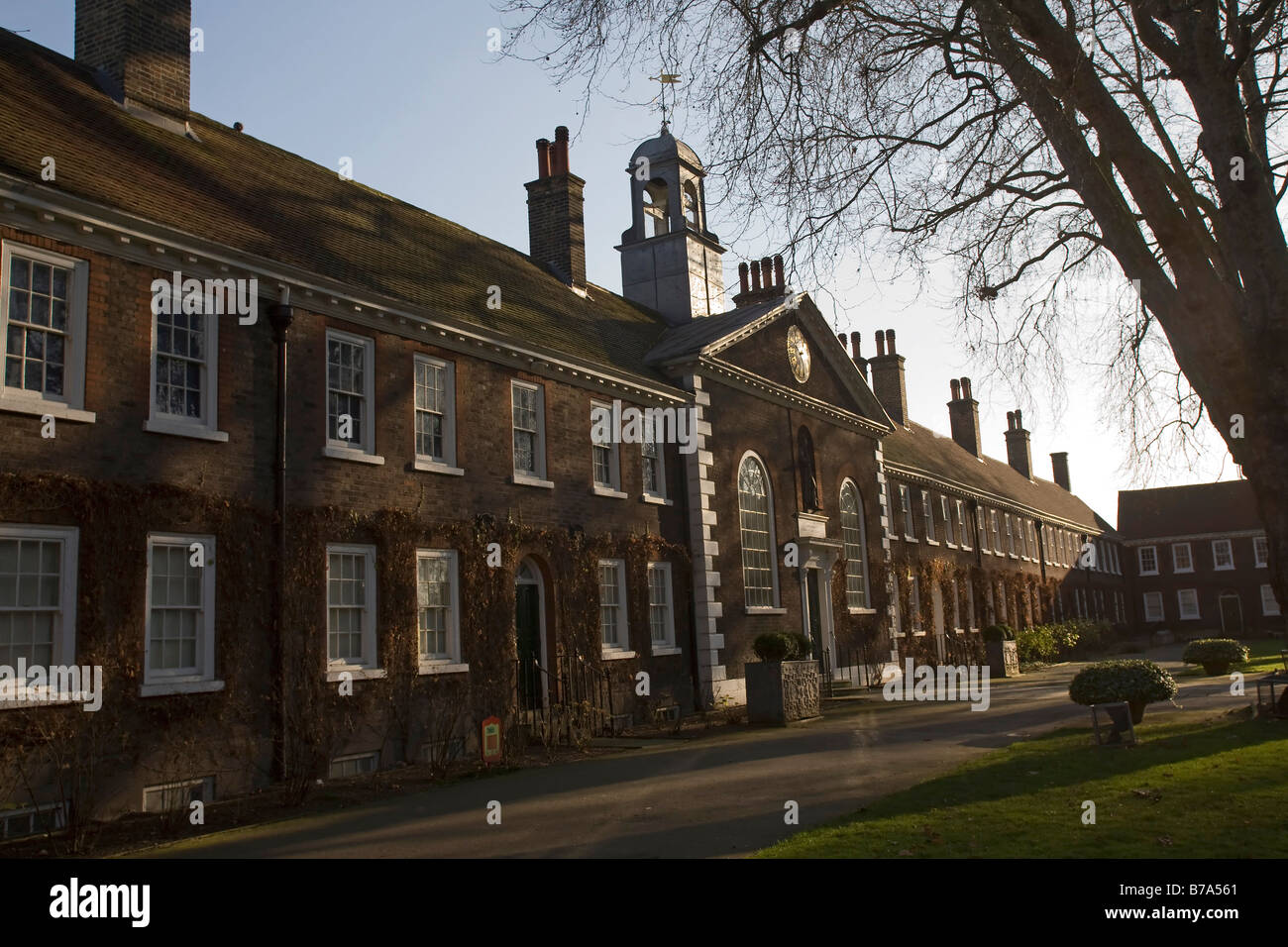 Geffrye Museum exterior, Kingsland Road, London GB UK Collections of British furniture, textiles