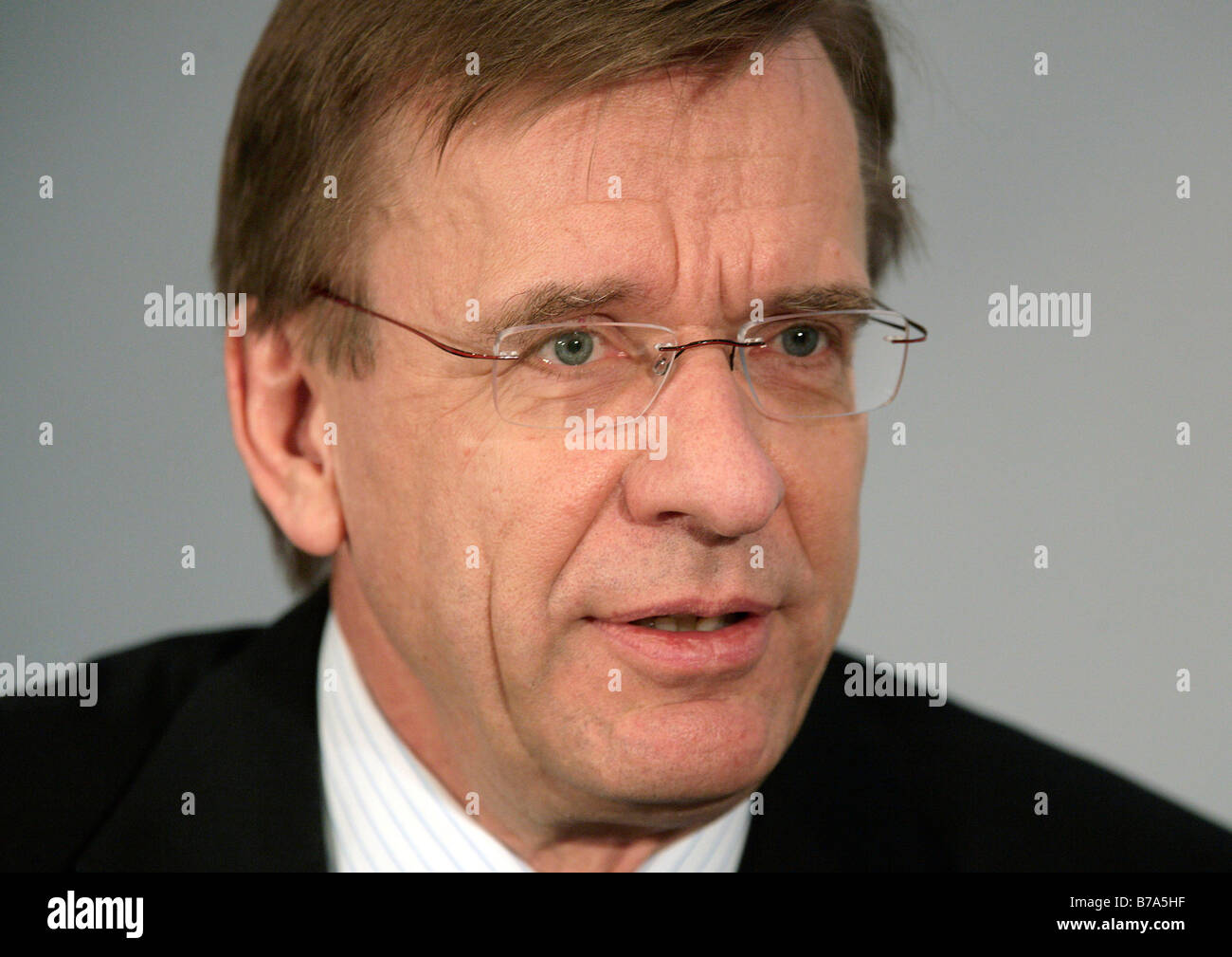 Hakan Samuelsson, CEO of MAN AG during a press briefing on annual results on 21/2/2006 in Munich Bavaria, Germany, Europe Stock Photo