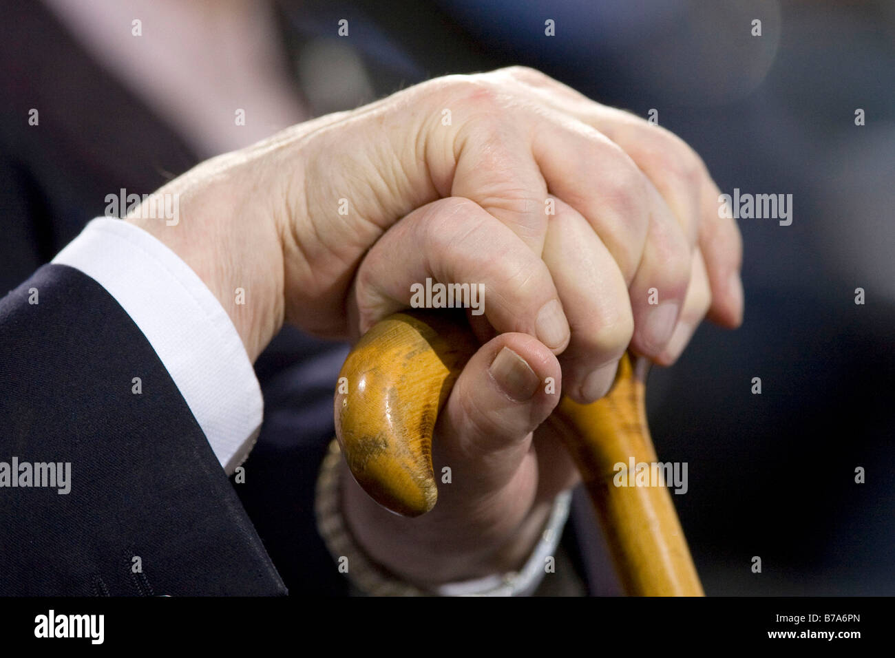 Hands holding a walking stick, former chancellor Helmut Schmidt, SPD, Social Democratic Party of Germany, in Passau, Germany, E Stock Photo