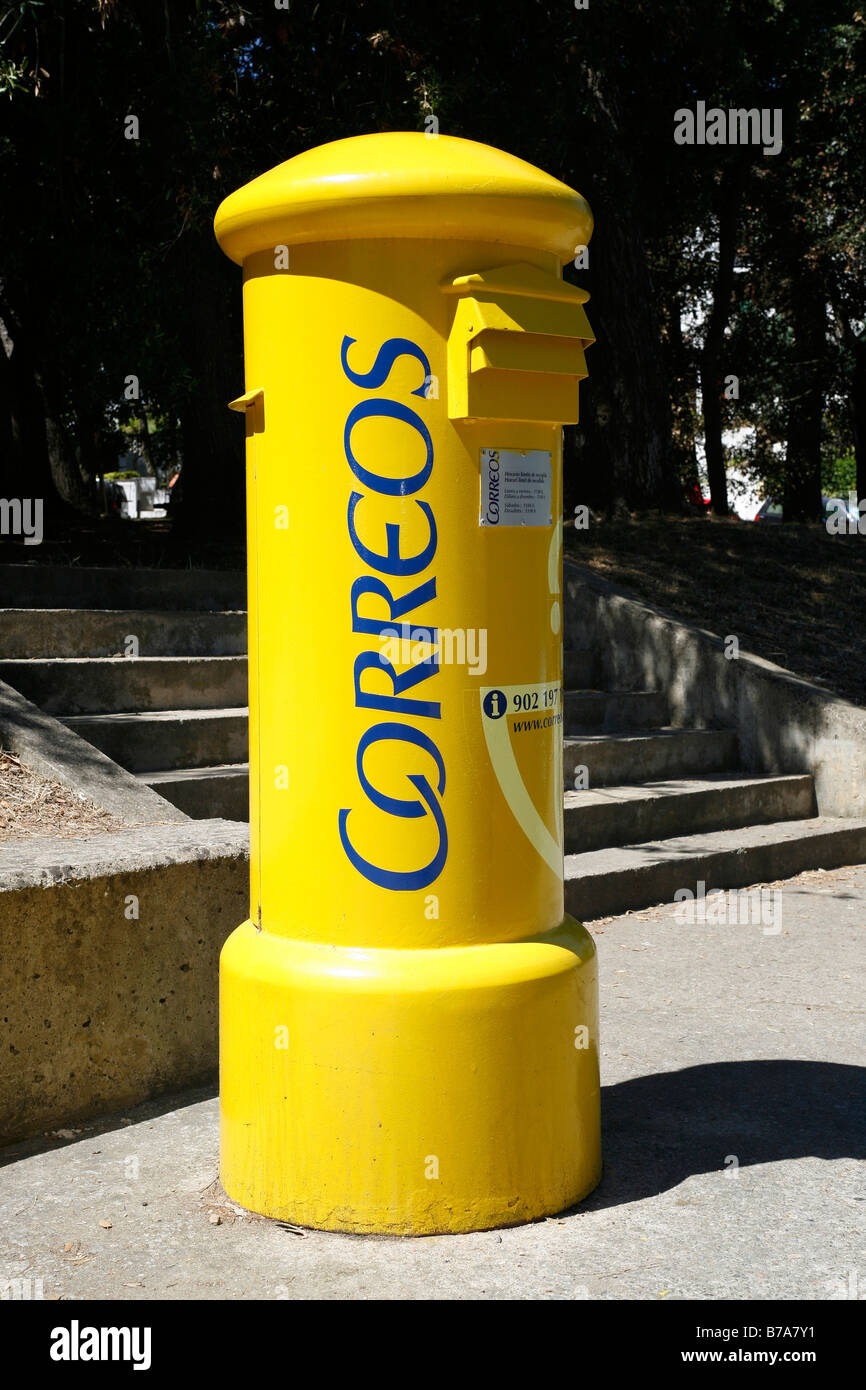 Yellow spanish post box hires stock photography and images Alamy