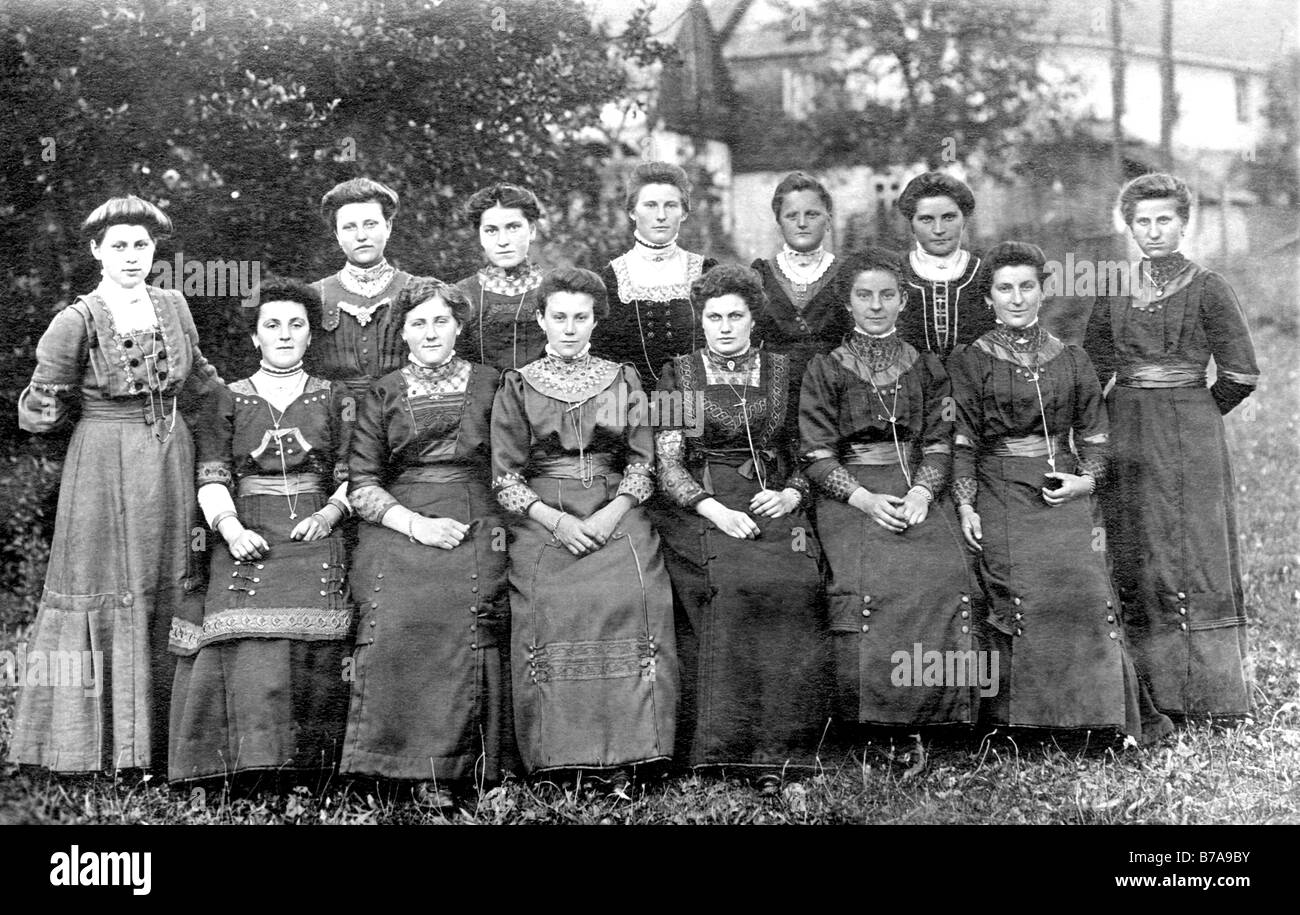 Historic photo, group of women, ca. 1920 Stock Photo