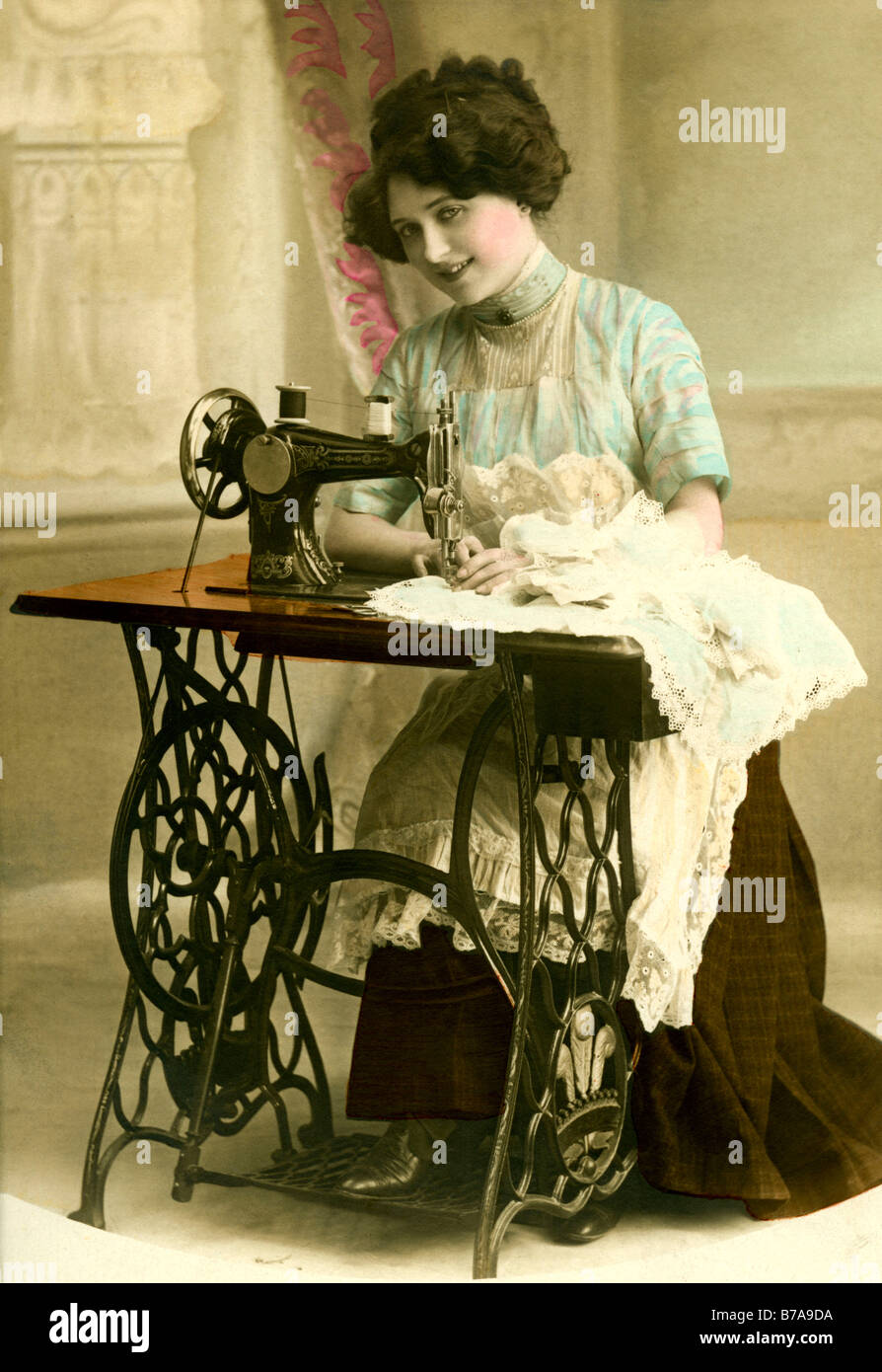 Historic photo, woman with sewing machine, ca. 1915 Stock Photo