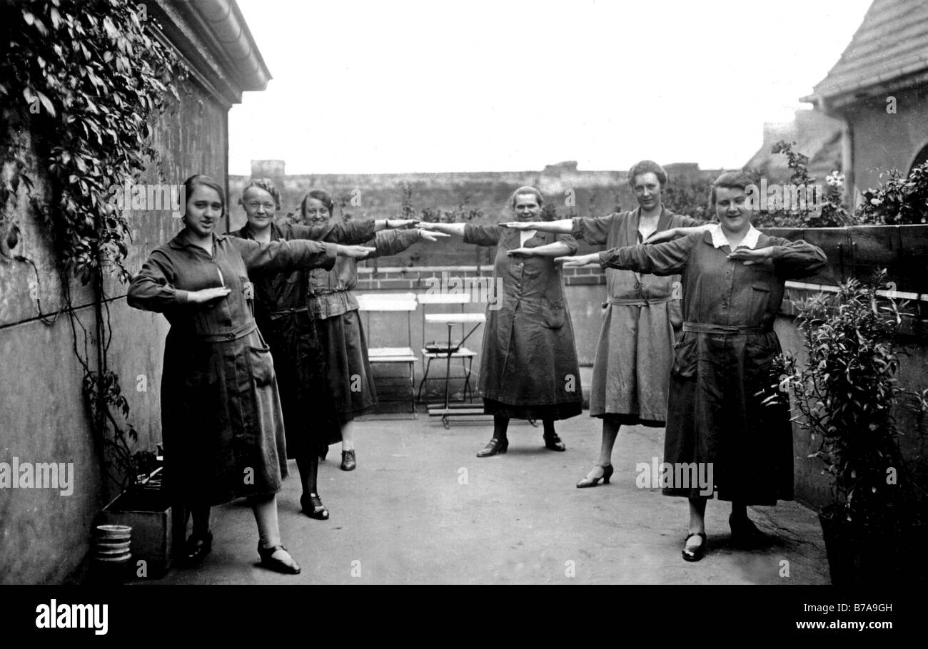 Historic picture, women exercising in the morning, taken around 1930 Stock Photo