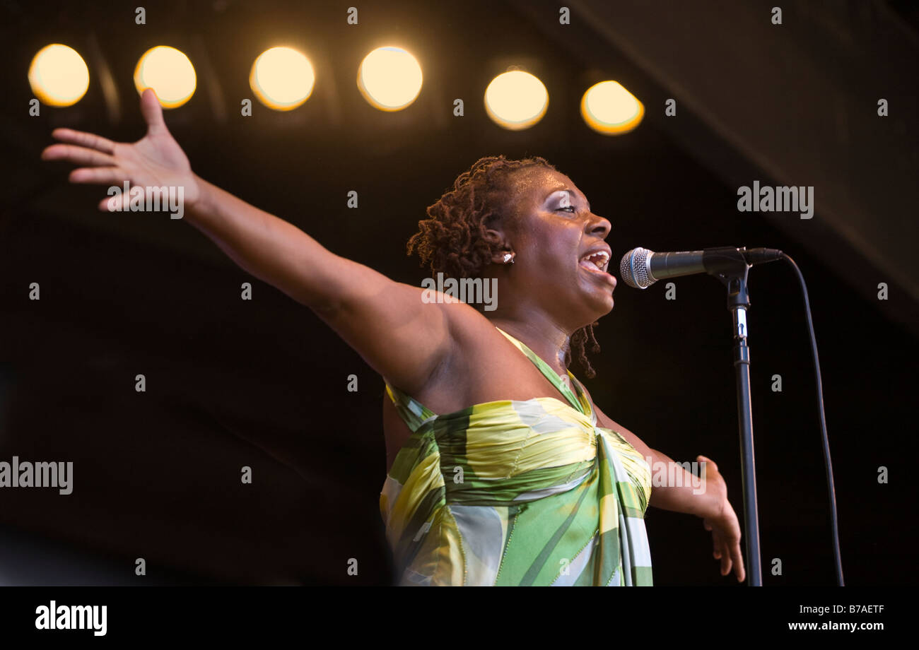 Ledisi High Resolution Stock Photography and Images Alamy