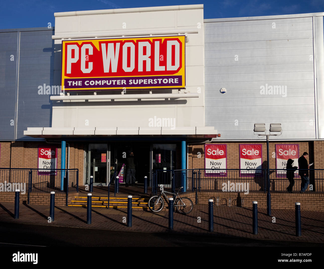 Frontage entrance to PC World store, Edinburgh, Scotland, UK, Europe Stock Photo