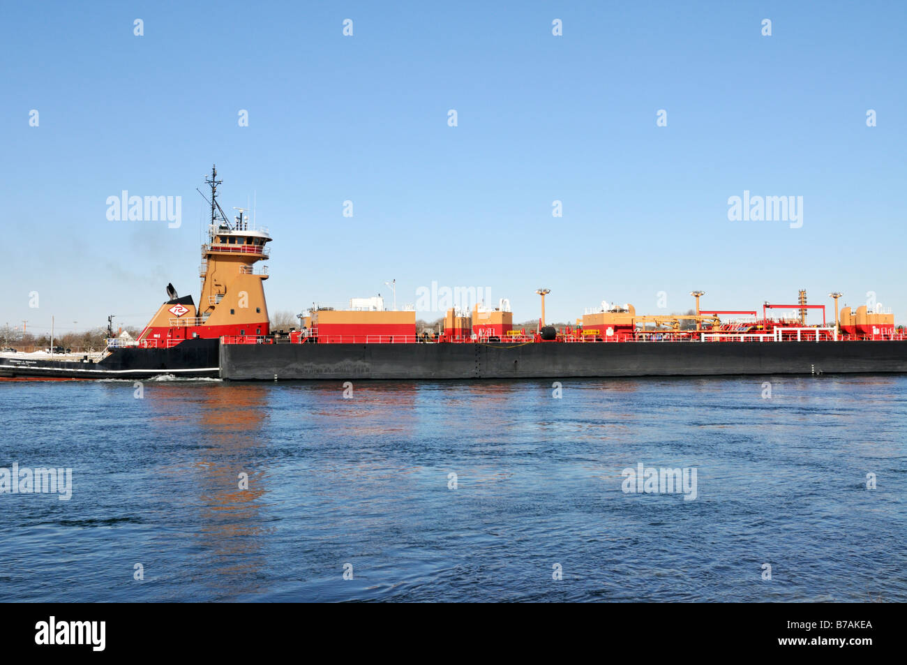 Fuel Barges High Resolution Stock Photography and Images Alamy