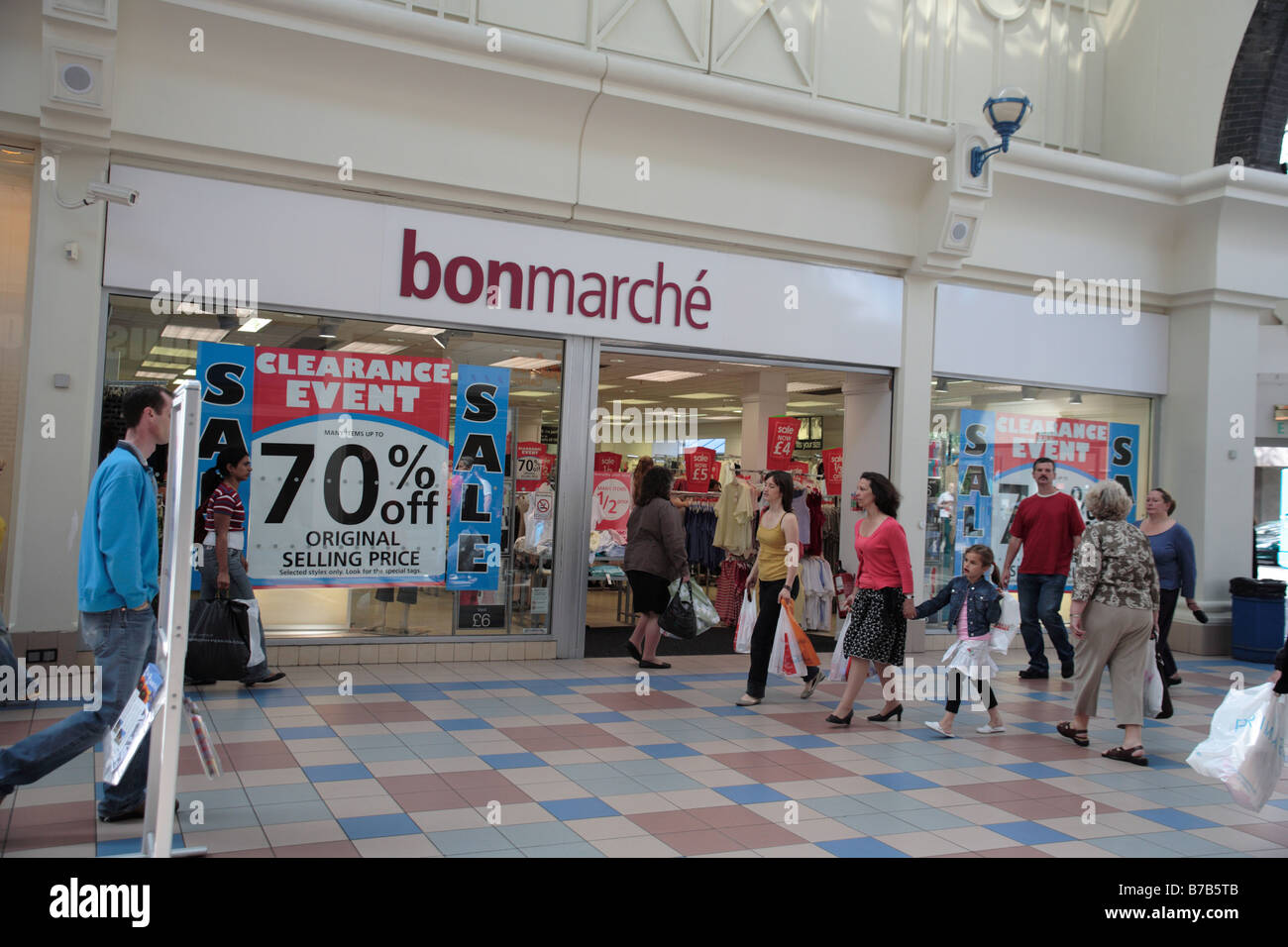 Le ''Bon Marché département store, Paris, France. - License, download or  print for £14.88, Photos