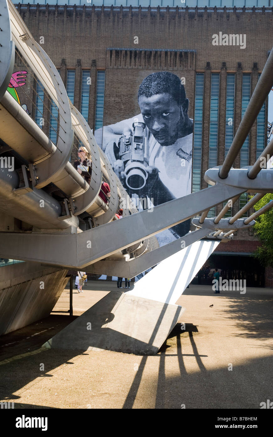 Arts tate exhibition hi-res stock photography and images - Alamy