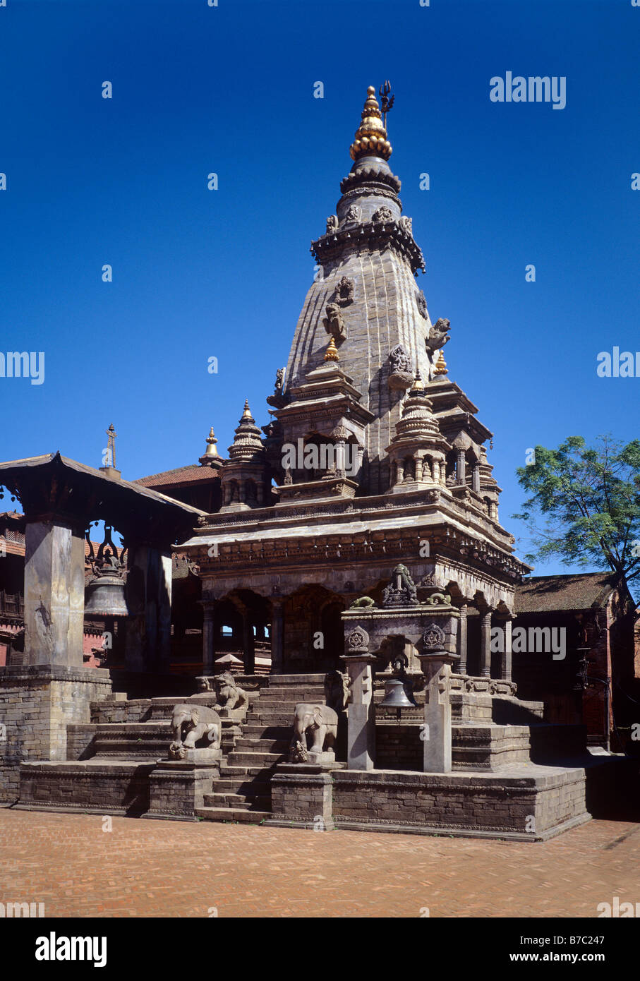 The RAMESHWAR TEMPLE is dedicated to the Hindu God SHIVA in BHAKTAPUR S DURBAR SQUARE Stock Photo