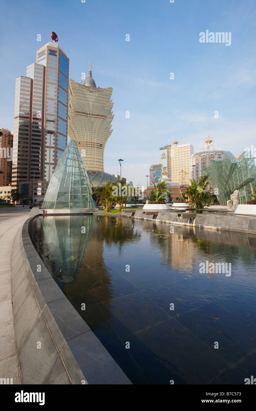 Grand Lisboa And Bank Of China Building, Macau Stock Photo - Alamy