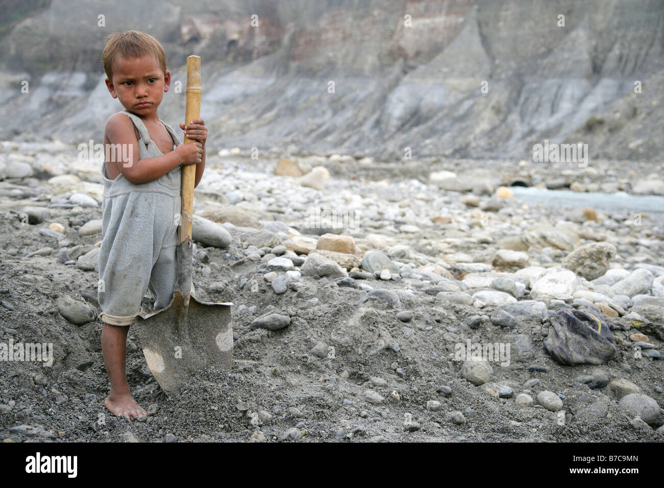 Child labour nepal hi-res stock photography and images - Alamy