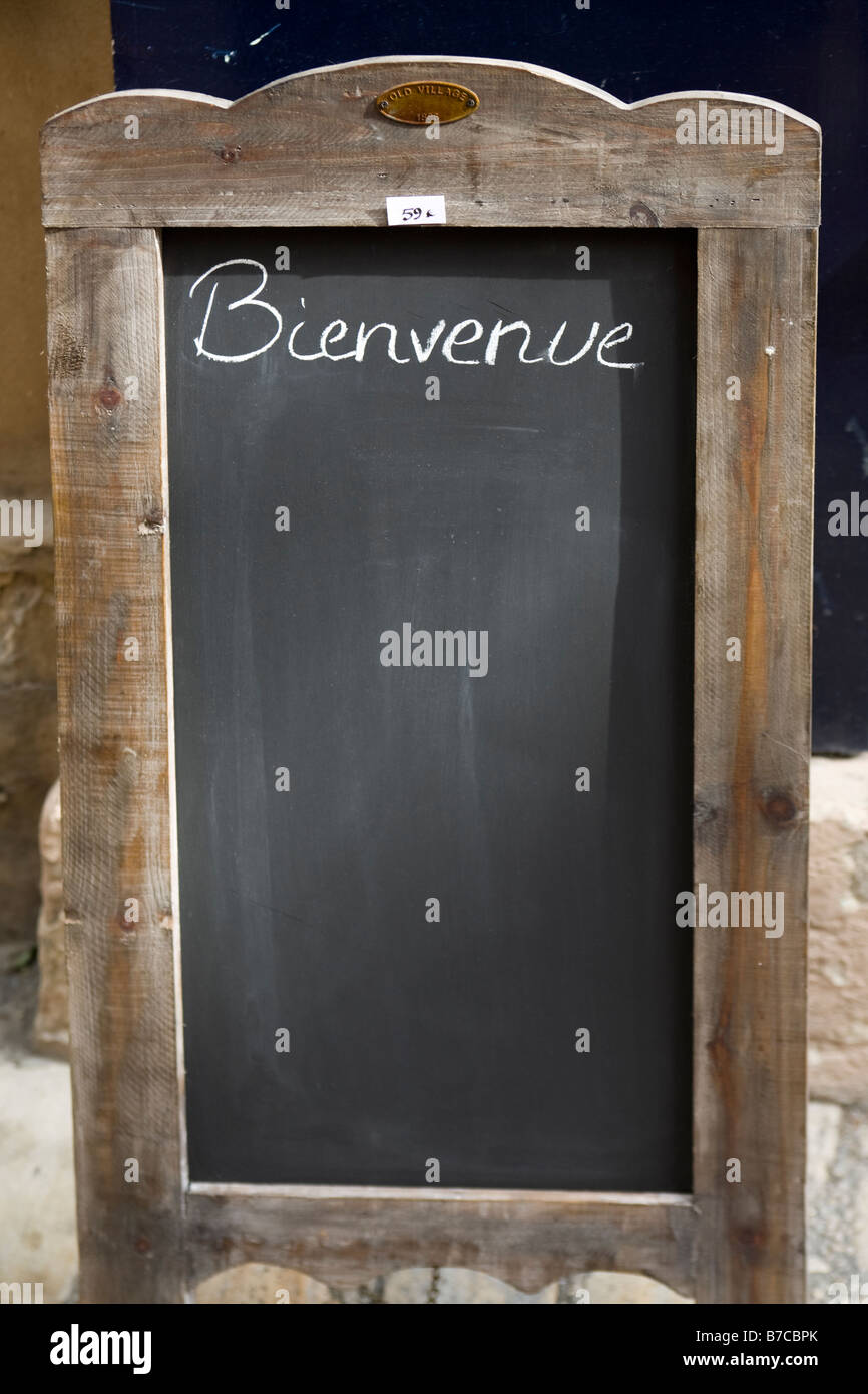 Blackboard with French message Bienvenue Stock Photo Alamy